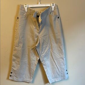 Classic Tan Flat Front Shorts with Relaxed Fit (Bin E)​